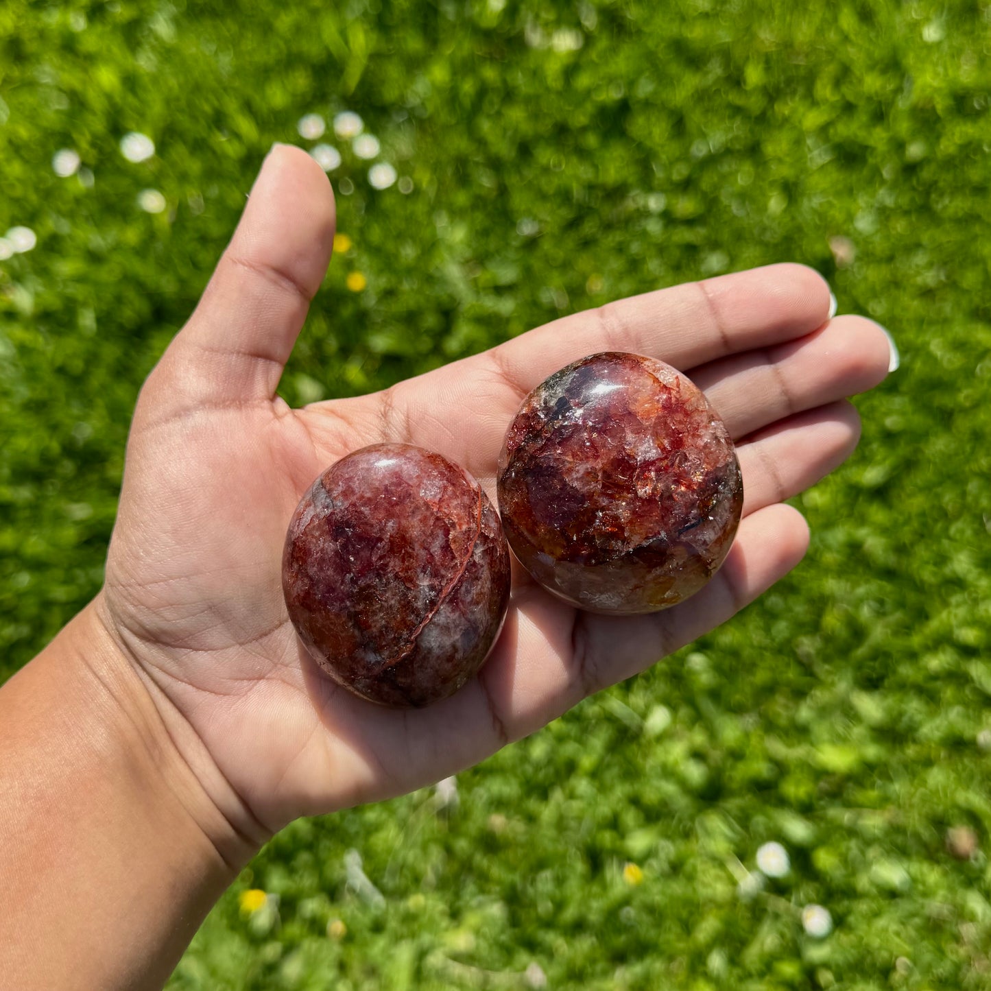 Galet en Quartz Hématoïde