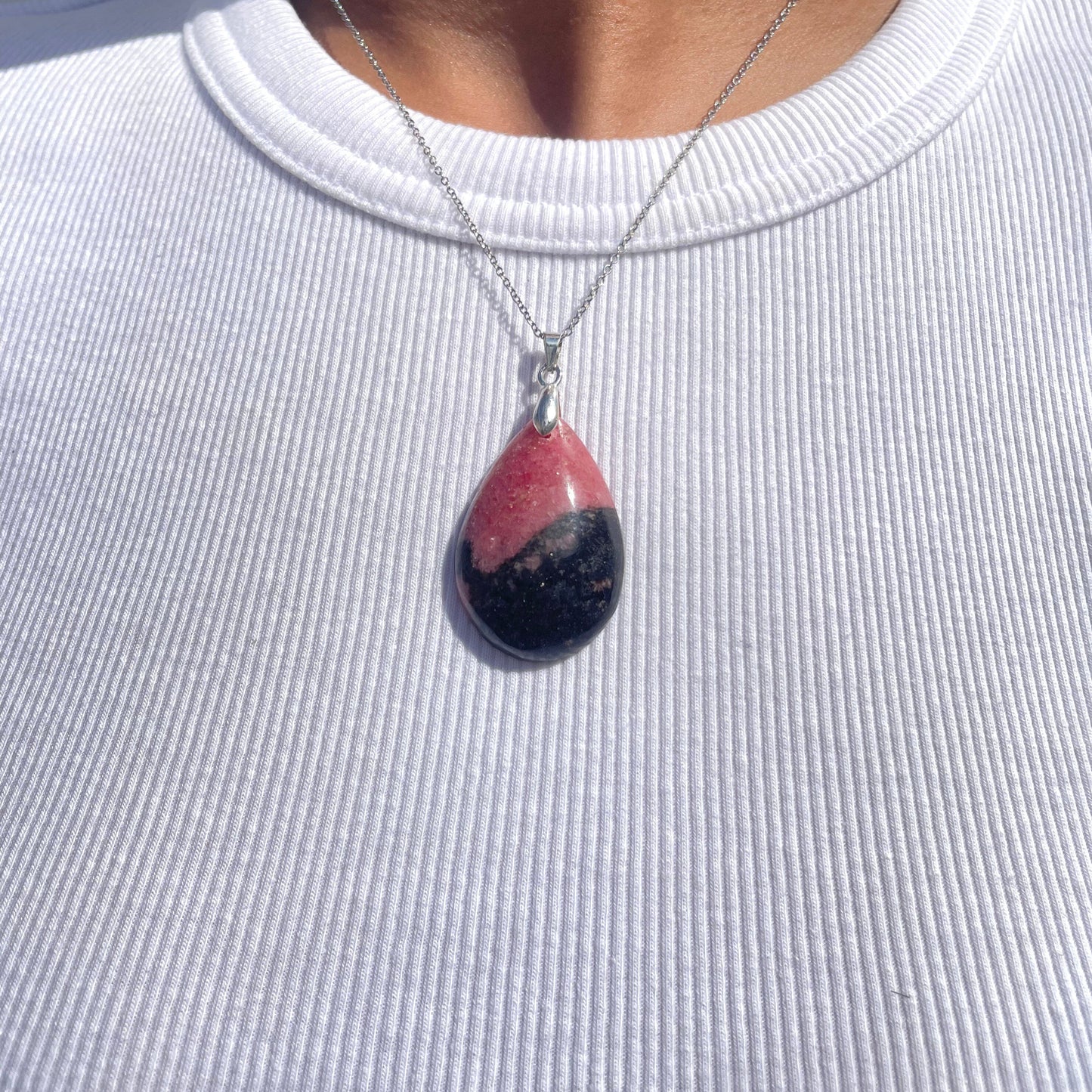 Pendentif en Rhodonite - Métanoïa